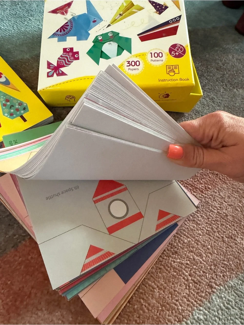 2 different Origami Paper Pack – Colorful Kids Craft Paper (Multicolor)